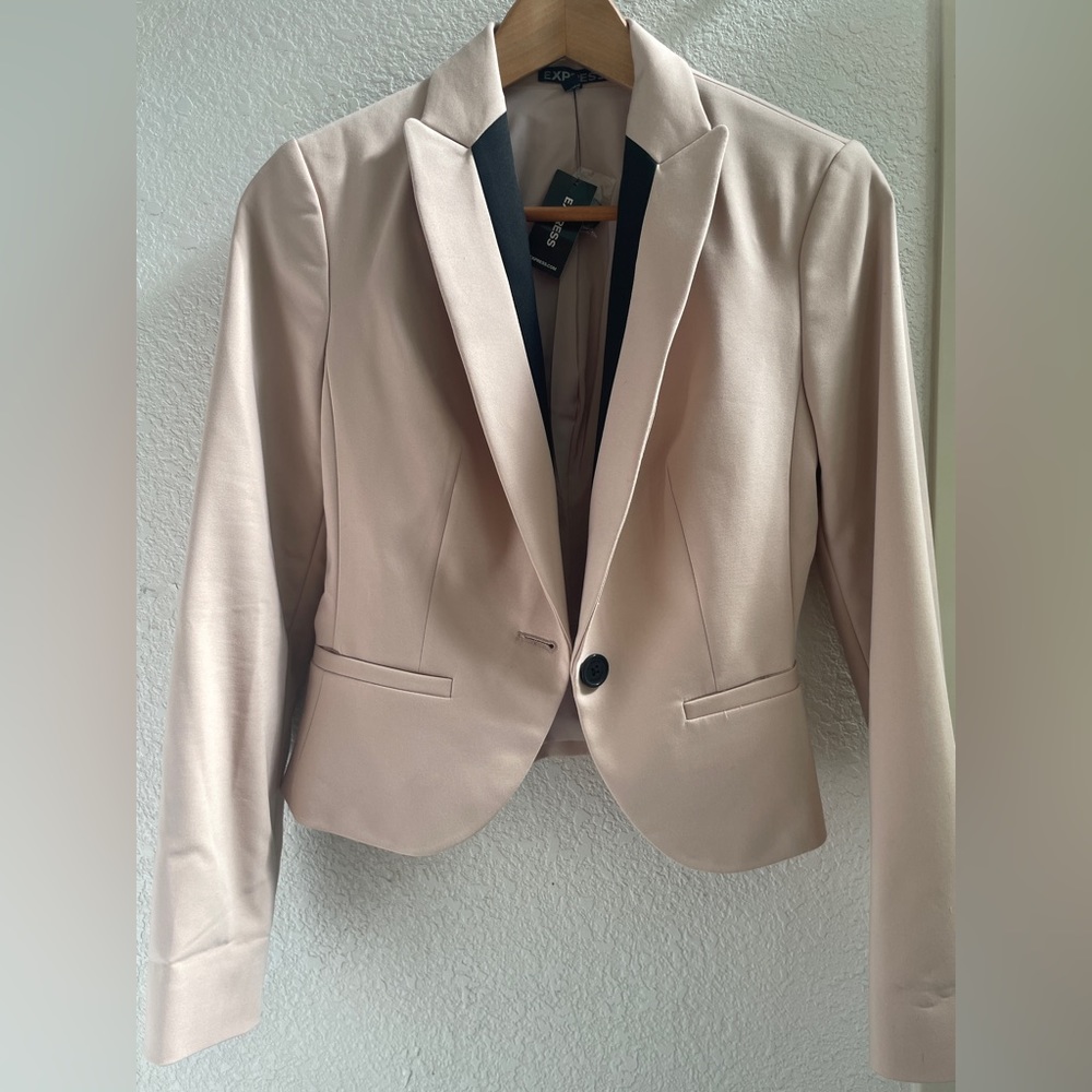 Soft pink blazer